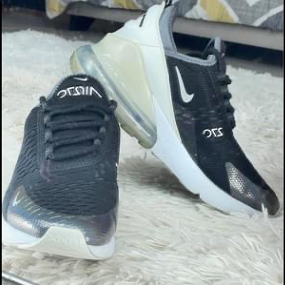 Airmax 270 - Picture 1 of 3